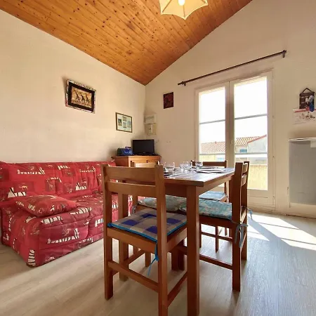 2 Pieces Avec Balcon, A 600m De La Plage, 4 Couchages, - Fr-1-246a-263 * Dolus d'Oléron