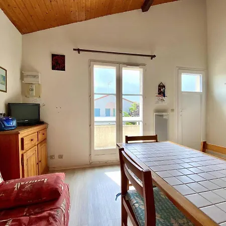 Appartement 2 Pieces Avec Balcon, A 600m De La Plage, 4 Couchages, - Fr-1-246a-263 *