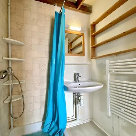 Appartement 2 Pieces Avec Balcon, A 600m De La Plage, 4 Couchages, - Fr-1-246a-263